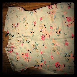 Flowy Flower Top with Gold Zipper